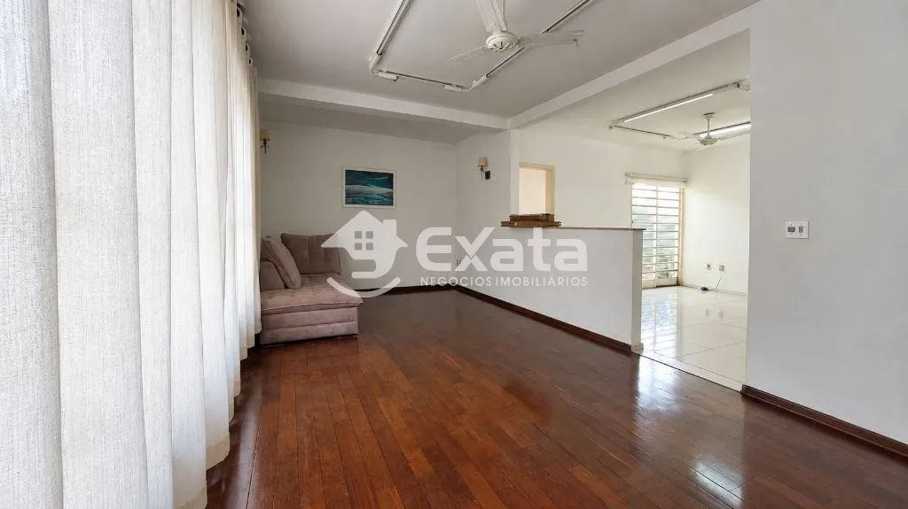 Casa para Alugar com 3 Quartos e 2 Suítes | Vila Jardini Zona Oeste