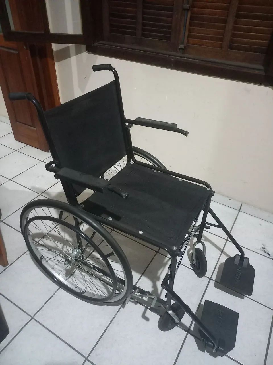 Cadeira de rodas - Foto 3