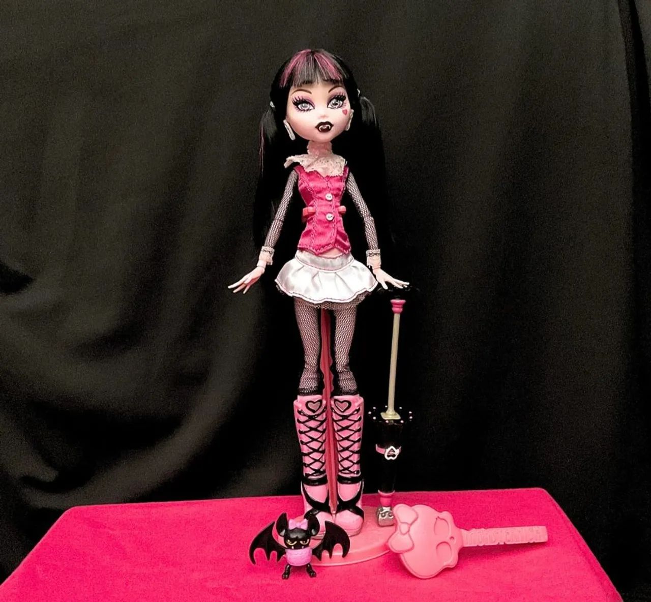draculaura basica g1 monster high