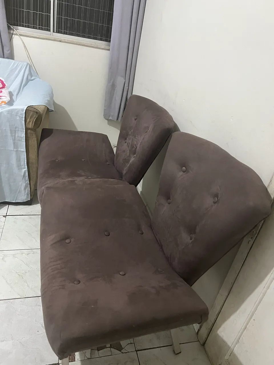 Duas poltronas e um poof  - Foto 4
