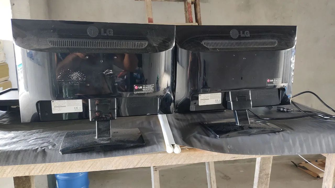 Monitor LG 19 polegadas com defeito. - Foto 5