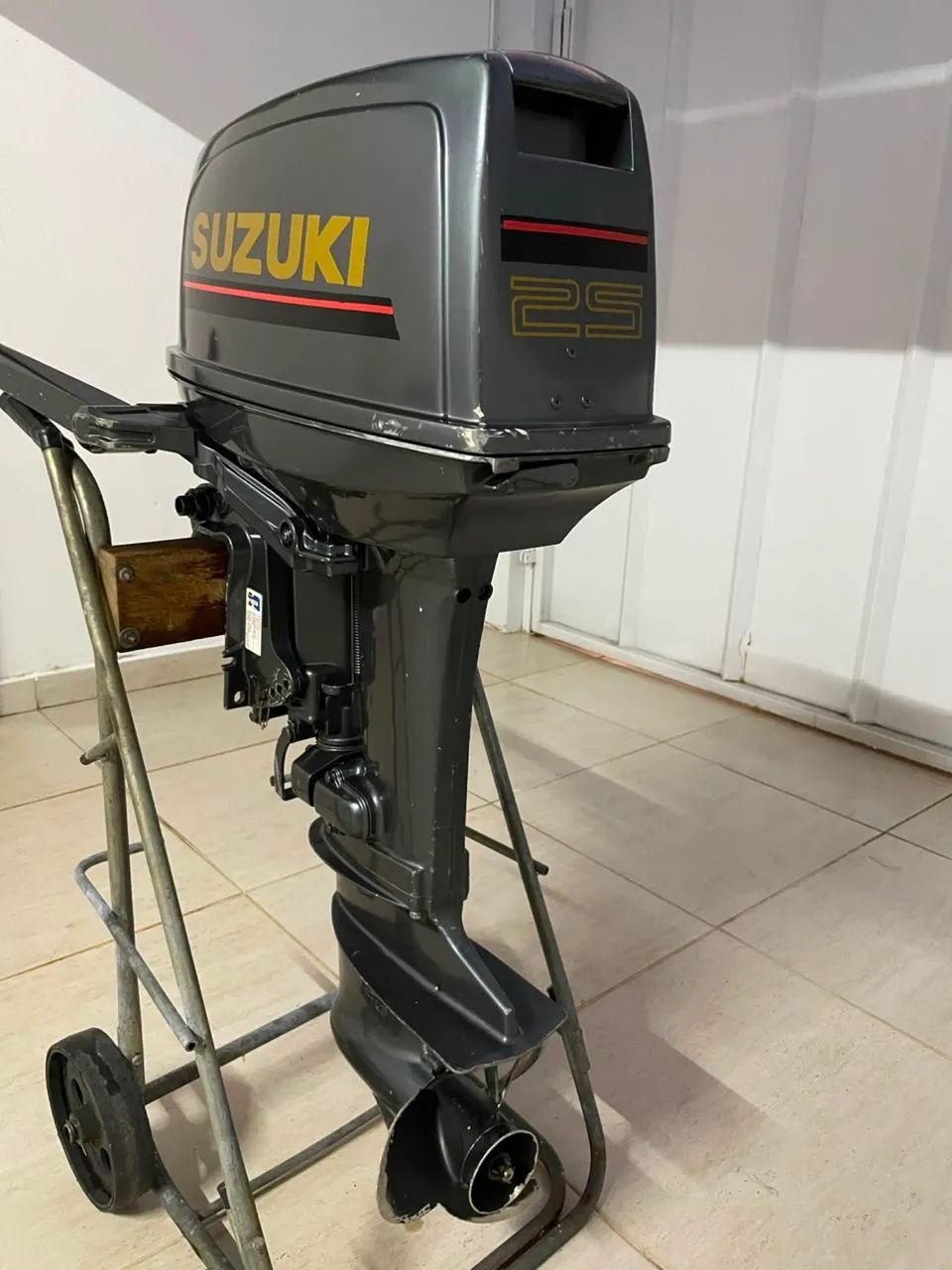 Suzuki 25HP ano 98 - Foto 2