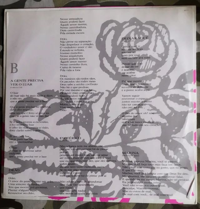 Vinil LP Gilberto Gil - A Gente Precisa Ver O Luar (Coletânea 1989) MPB / Soul - Foto 3