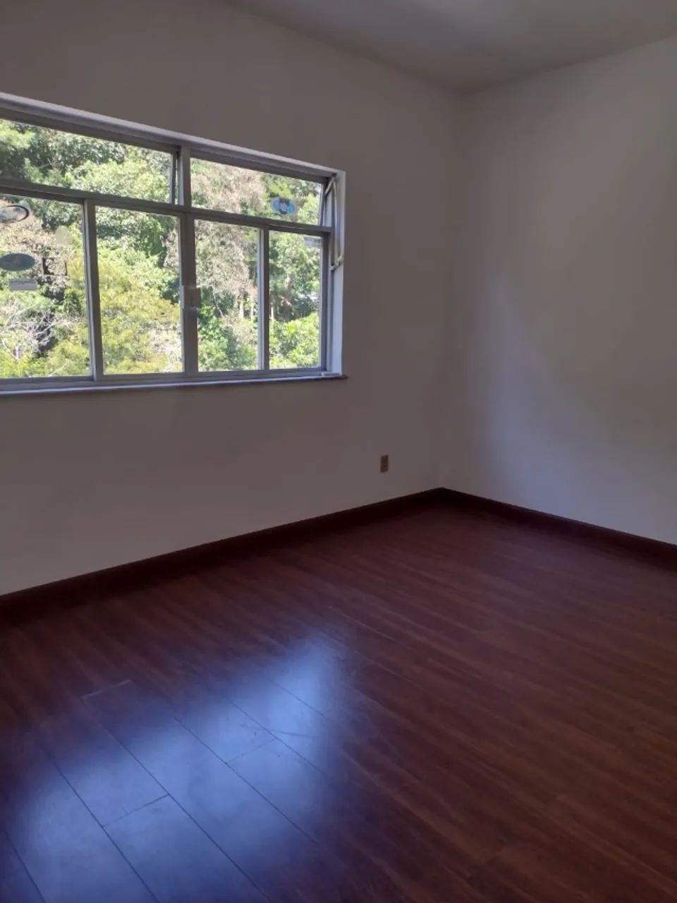 Apartamento Ed. Gerânio Bairro: Retiro 