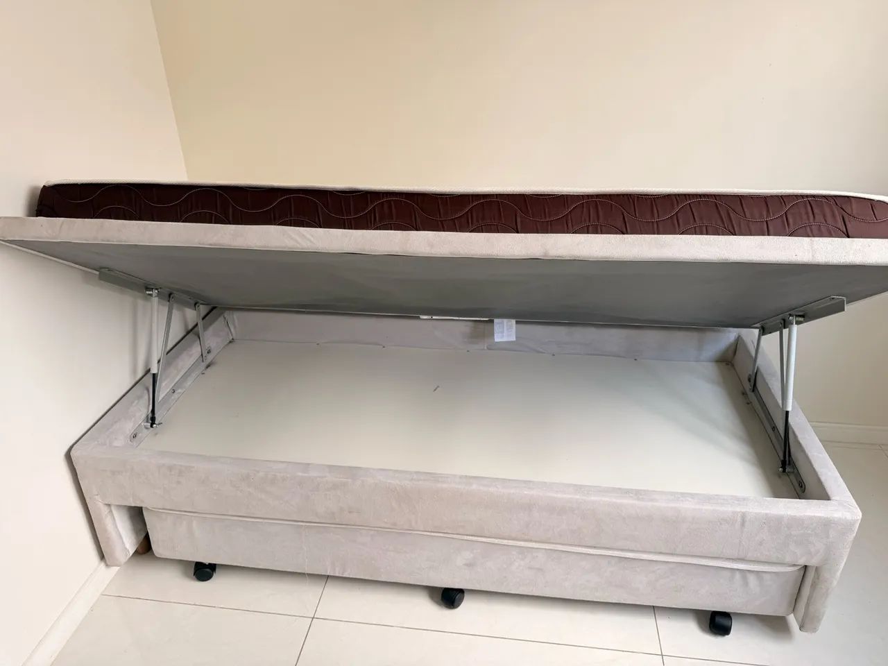 Cama de Solteiro com Bicama + colchão  - Foto 3