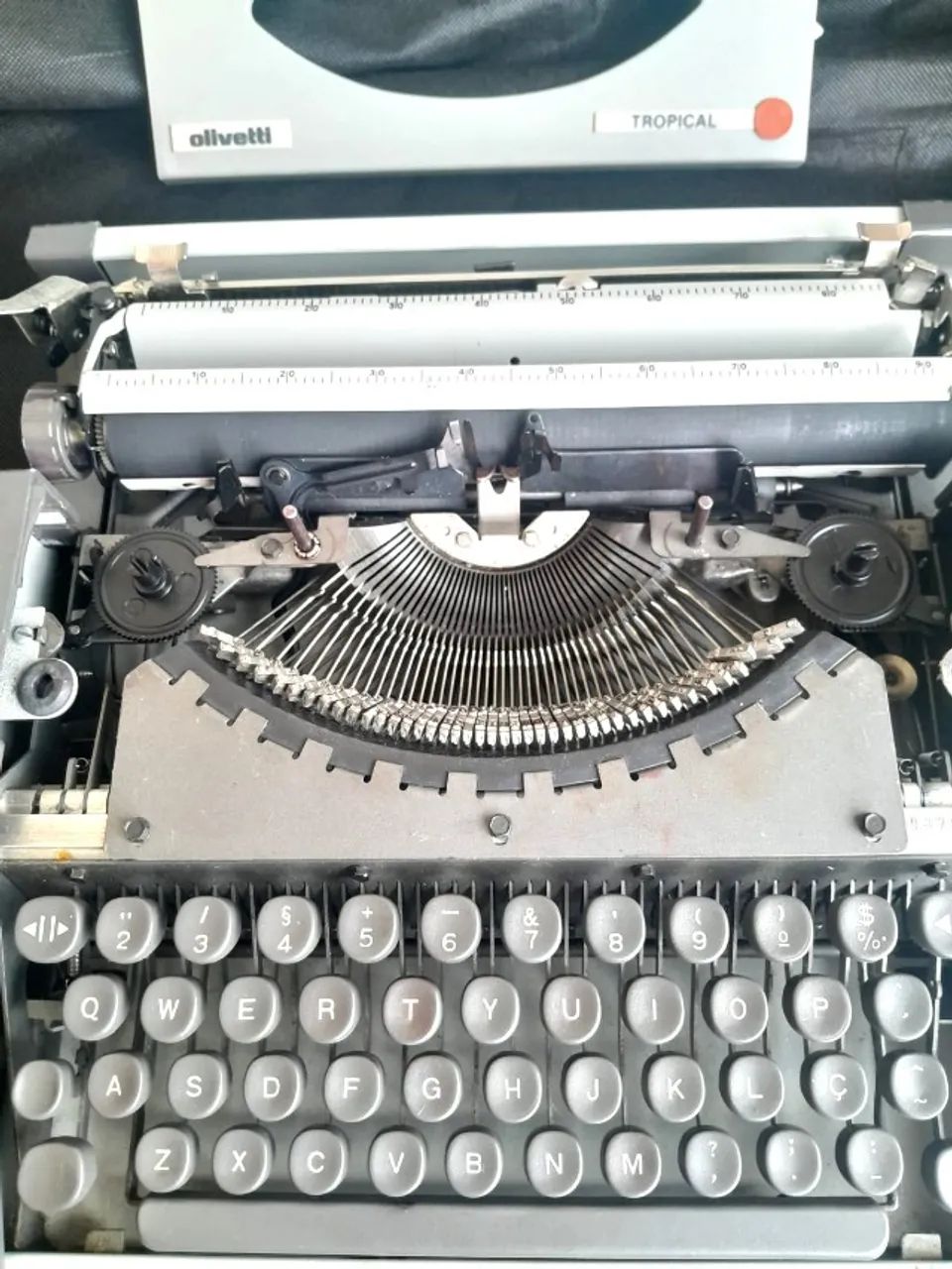 Máquina de escrever Olivetti Tropical - Foto 5