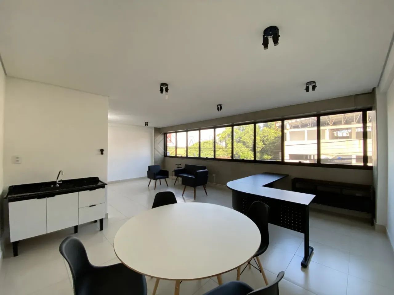 Sala comercial à venda e para alugar no Edifício Center Offices em Americana/SP