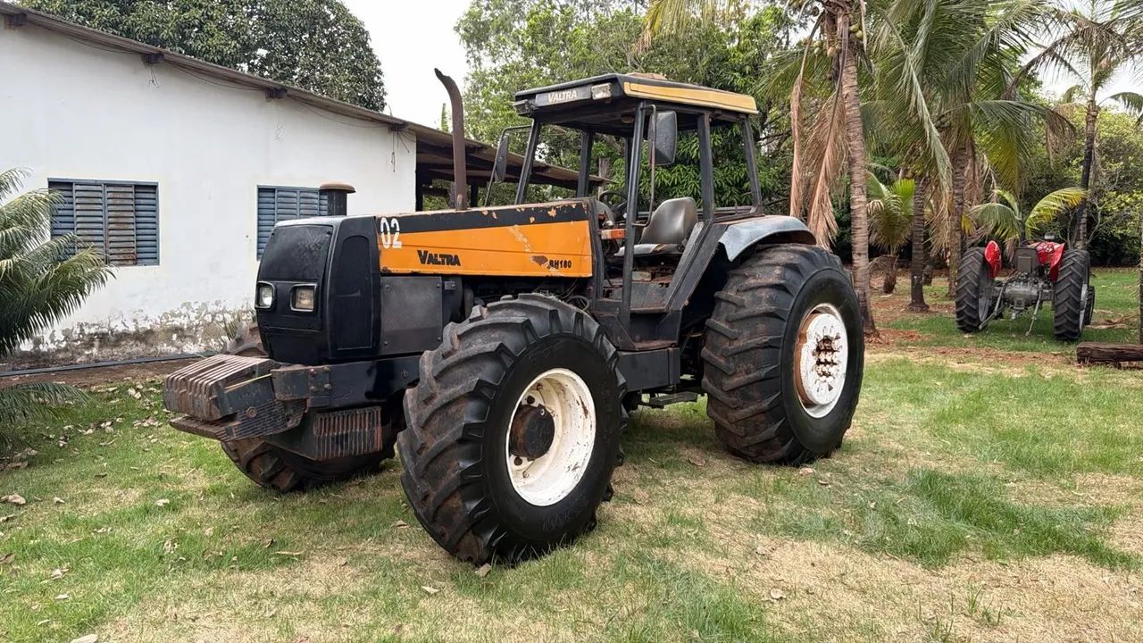 TRATOR BH 180 - Foto 5