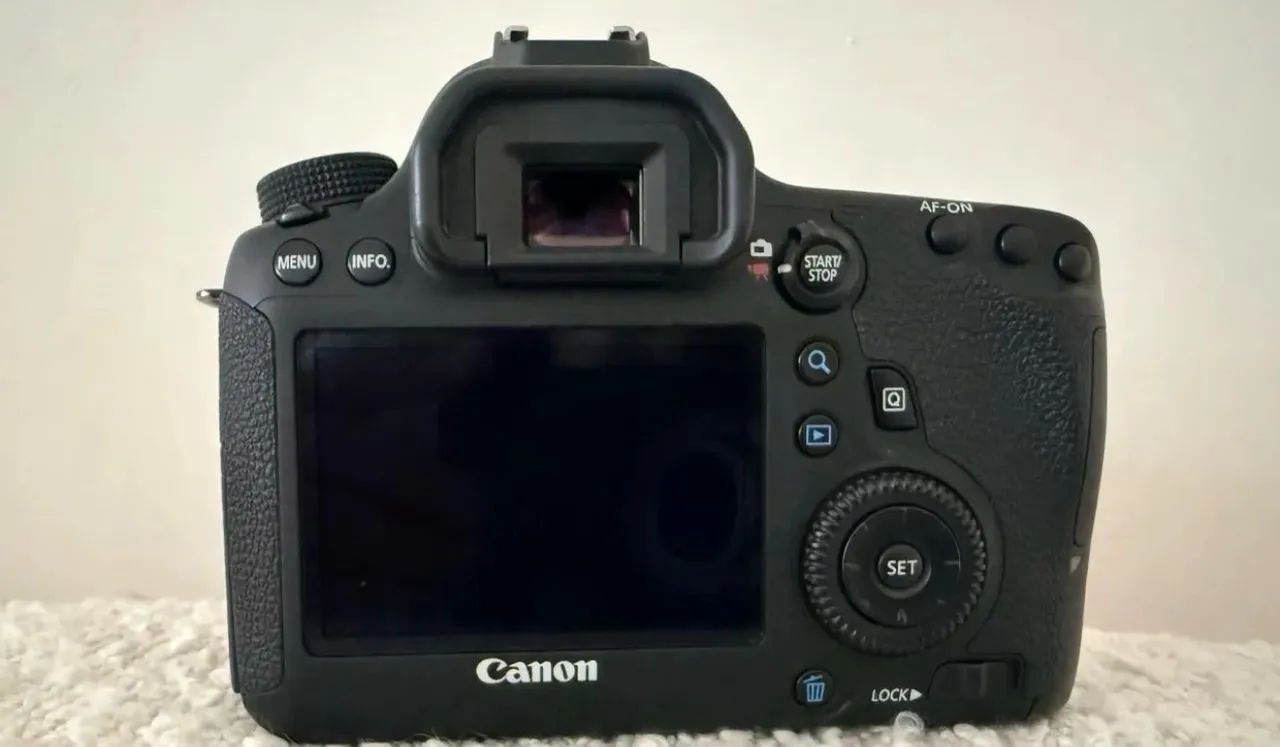 Câmera digital Canon EOS 6D + acessórios - Foto 3