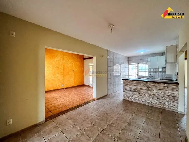 Casa localizada no bairro Belvedere
