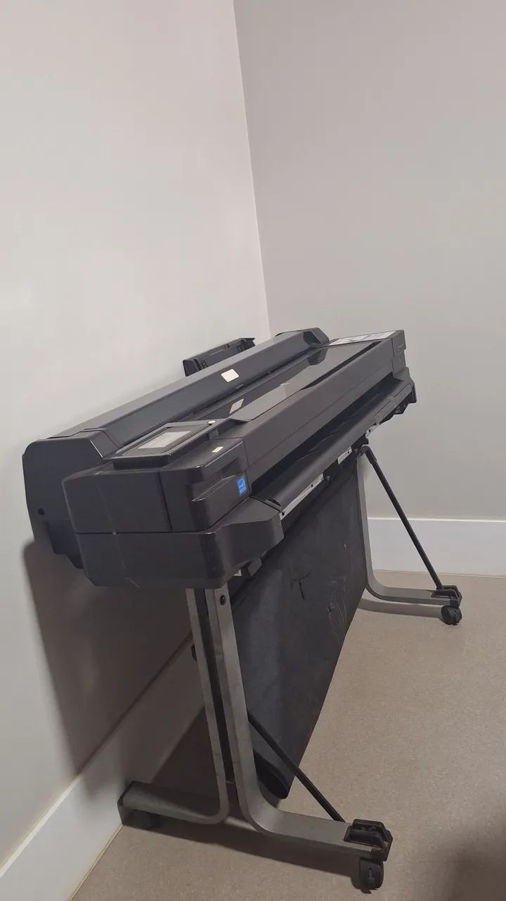 Plotter HP Design Jet T520 - Foto 2