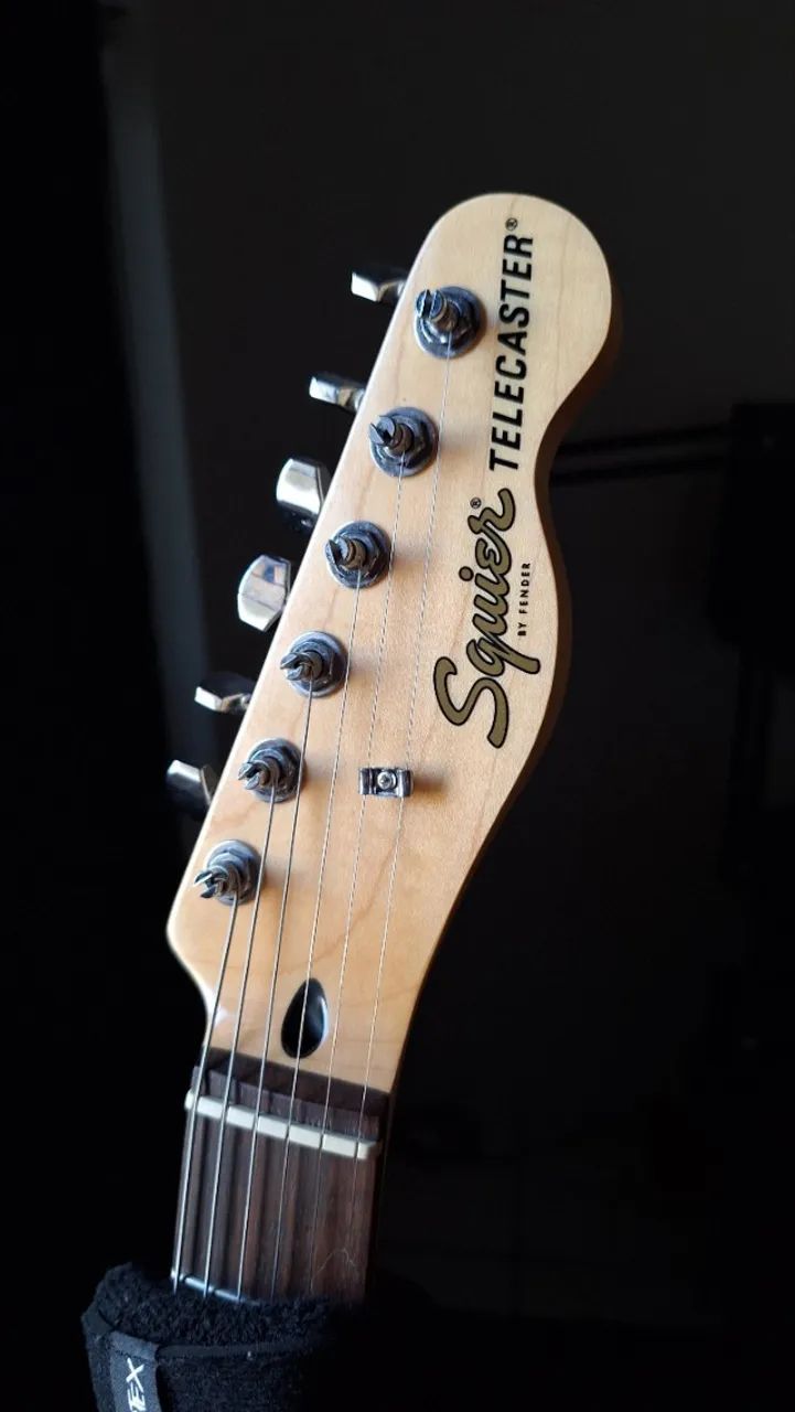 Squier Telecaster Affinity Series - Limited Edition - Ice Blue Metallic - Foto 4
