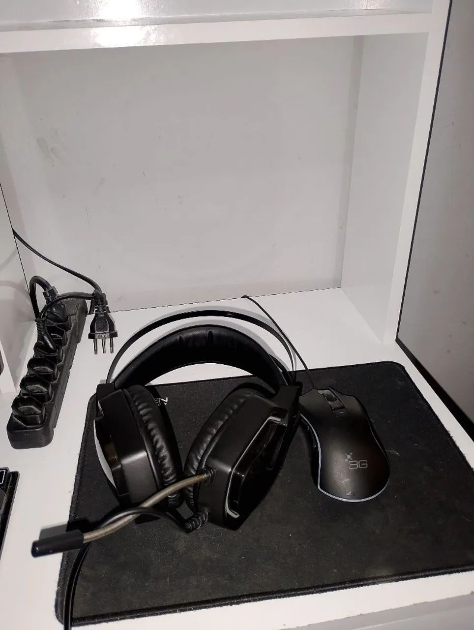 Vende-se Pc Gamer completo com mesa - Foto 4