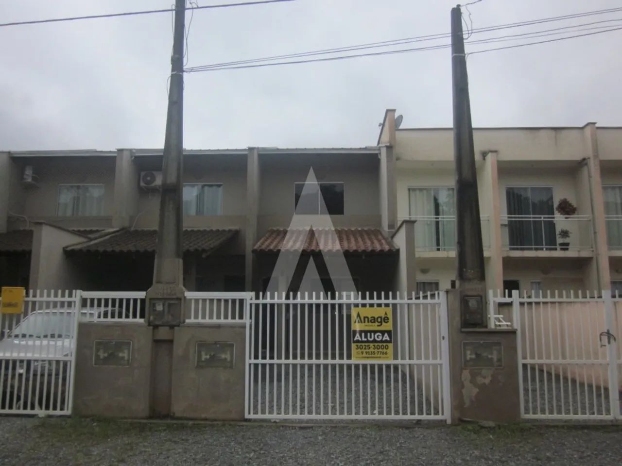 Geminado com 2 quartos, no bairro Vila Nova