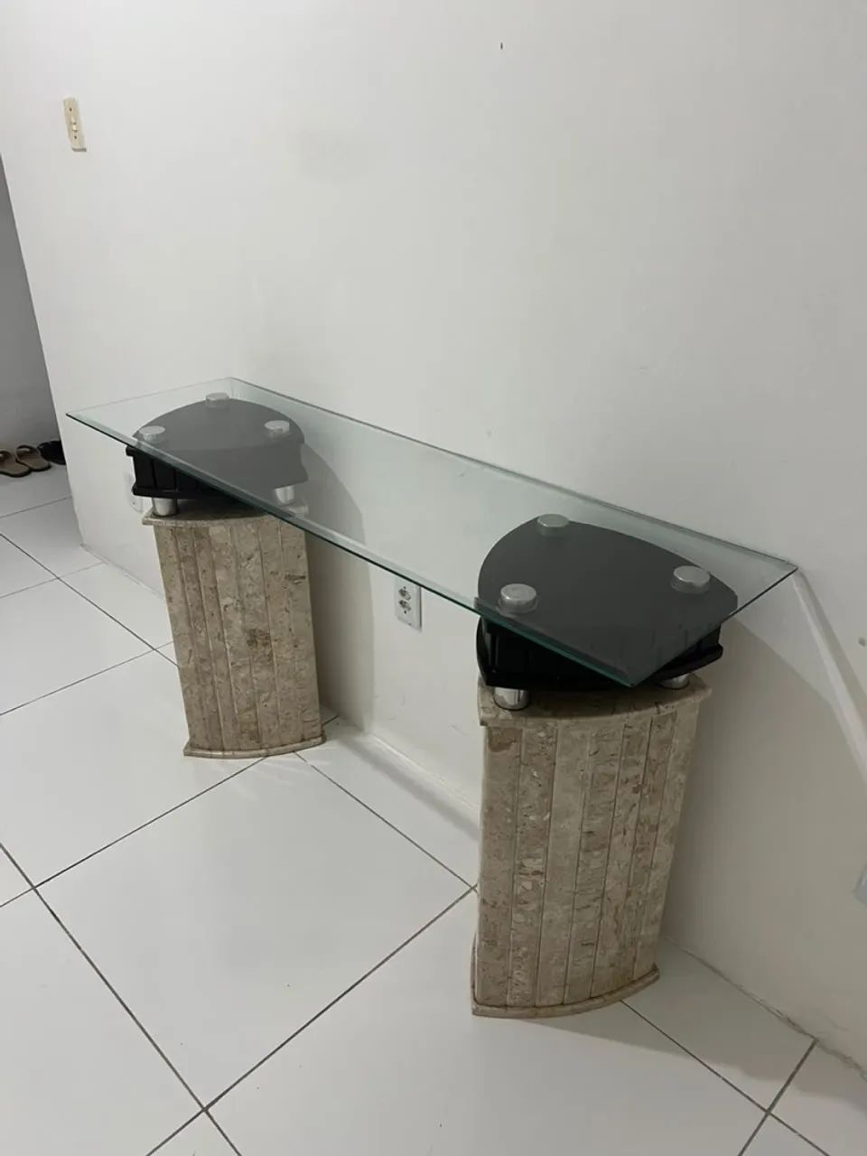 Aparador de mármore com vidro - Foto 2