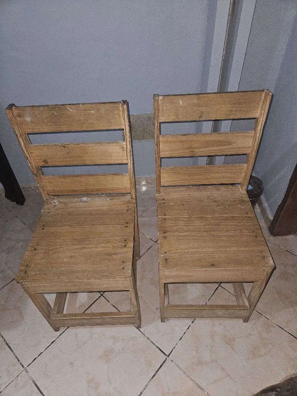 Mesa com 2 cadeiras  - Foto 4