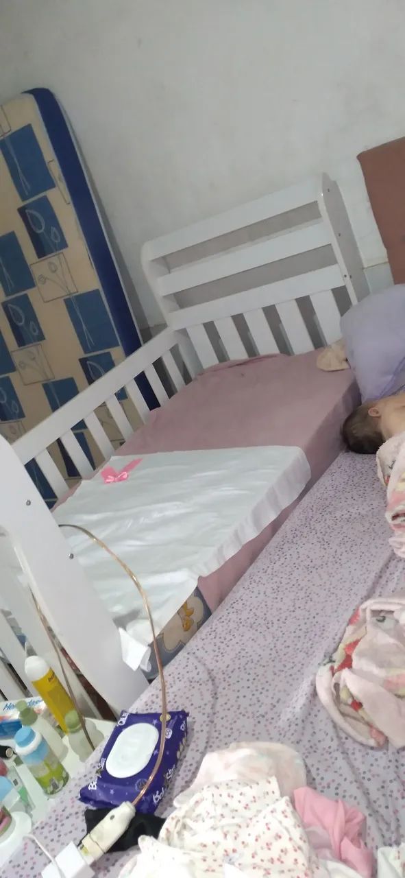 Vendo berço com colchão pouco usado - Foto 6