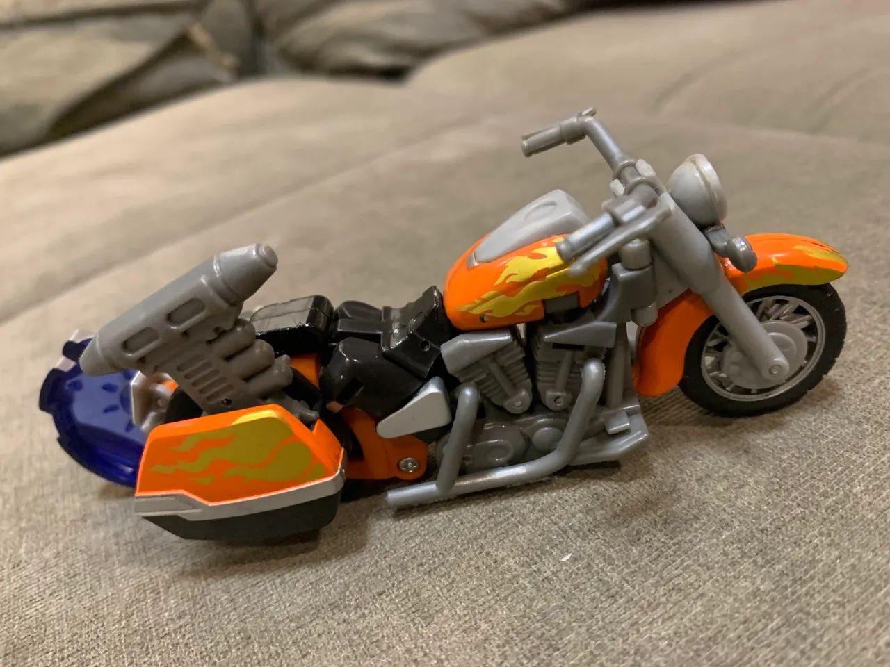 Transformers Cybertron Lugnutz - Scout Class | Hasbro - Foto 5