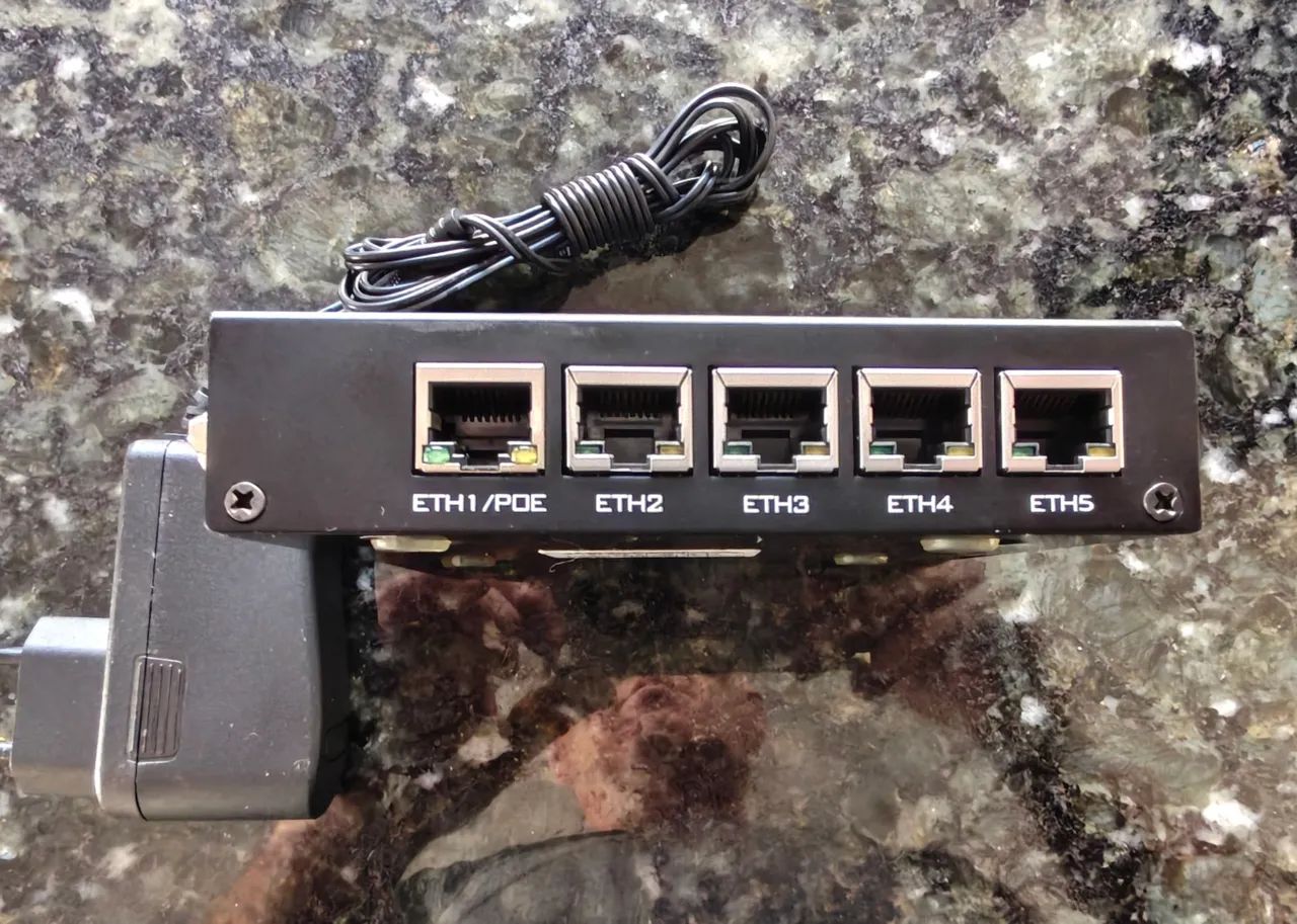 Mikrotik RB450G - Foto 3