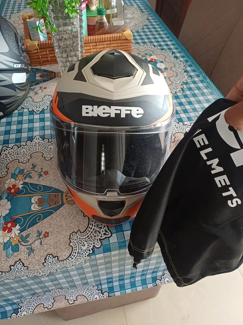 Capacetes