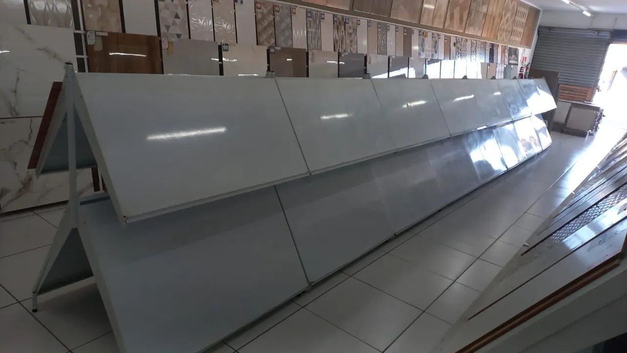 Gôndolas de Pisos - Foto 3