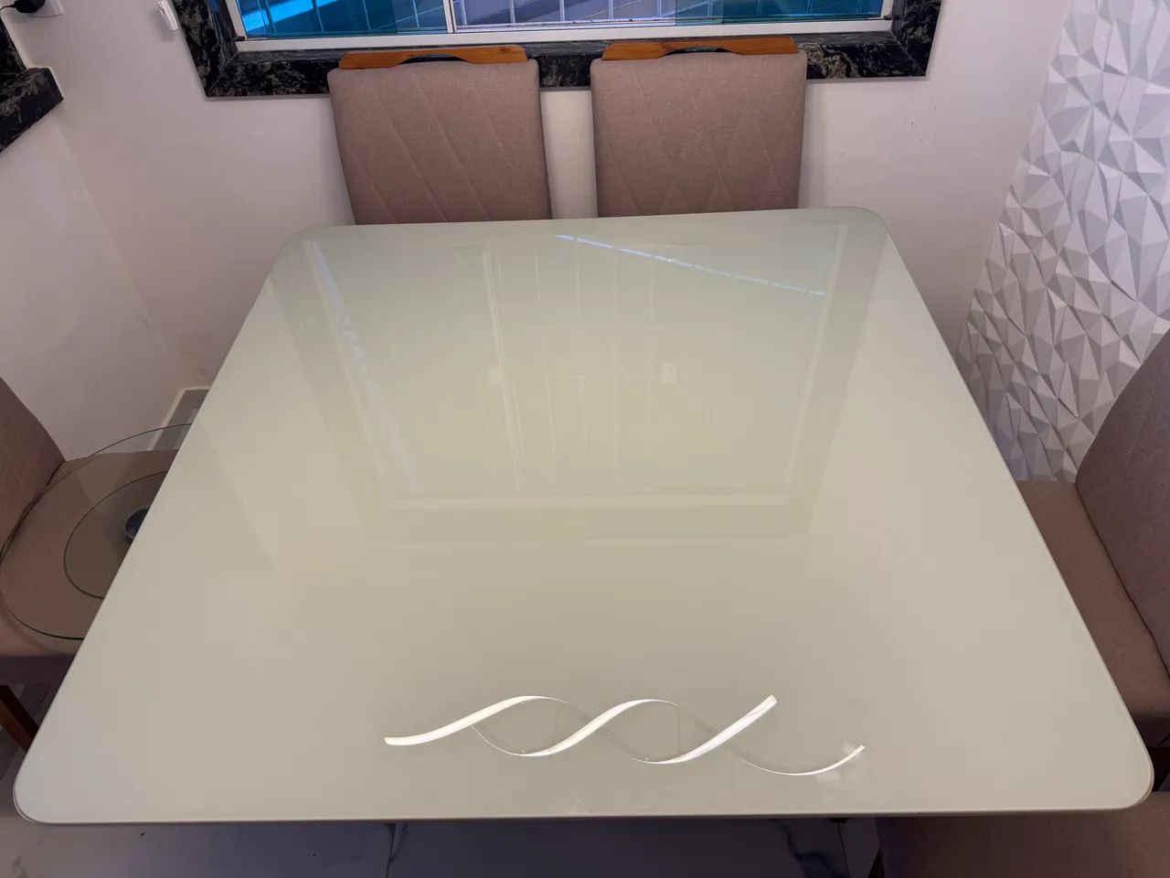Mesa de jantar e cadeiras - Foto 4