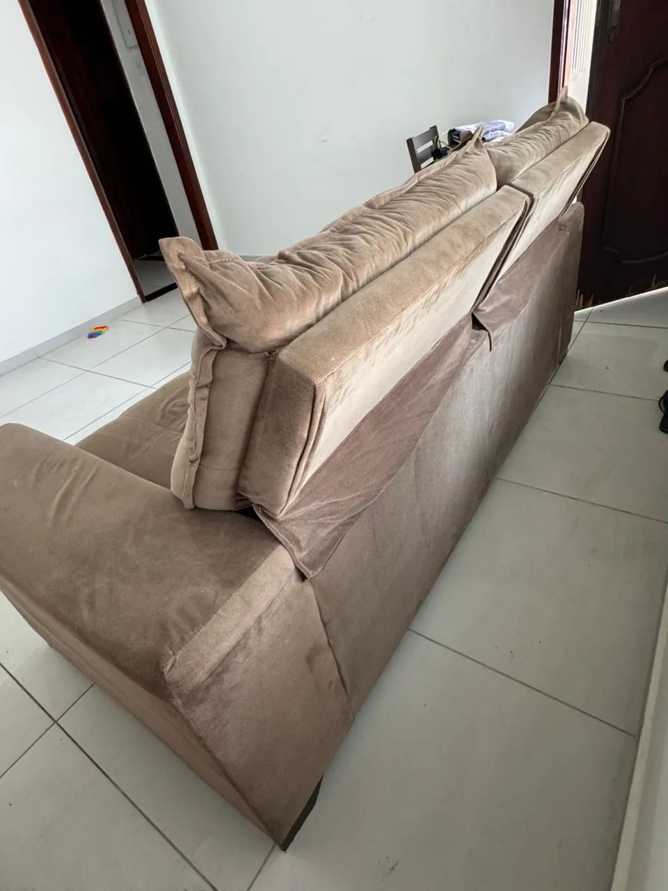 SOFÁ RETRÁTIL E RECLINÁVEL À VENDA - Foto 4