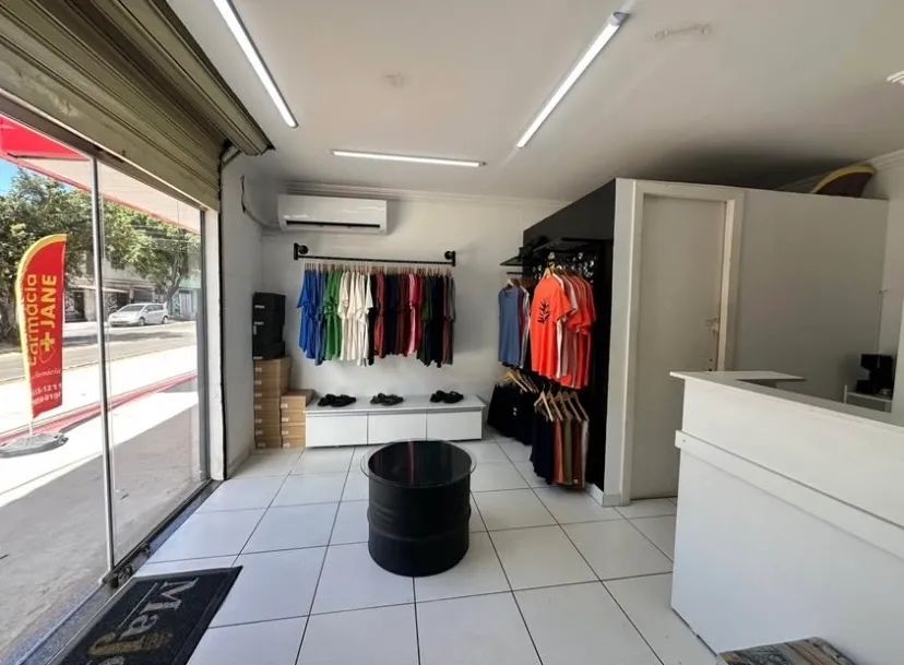 VENDO LOJA DE ROUPAS MASCULINA COMPLETA - Foto 4