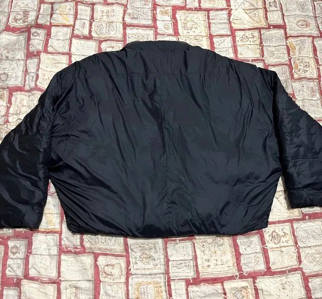 jaqueta bomber oversized preta - Foto 2