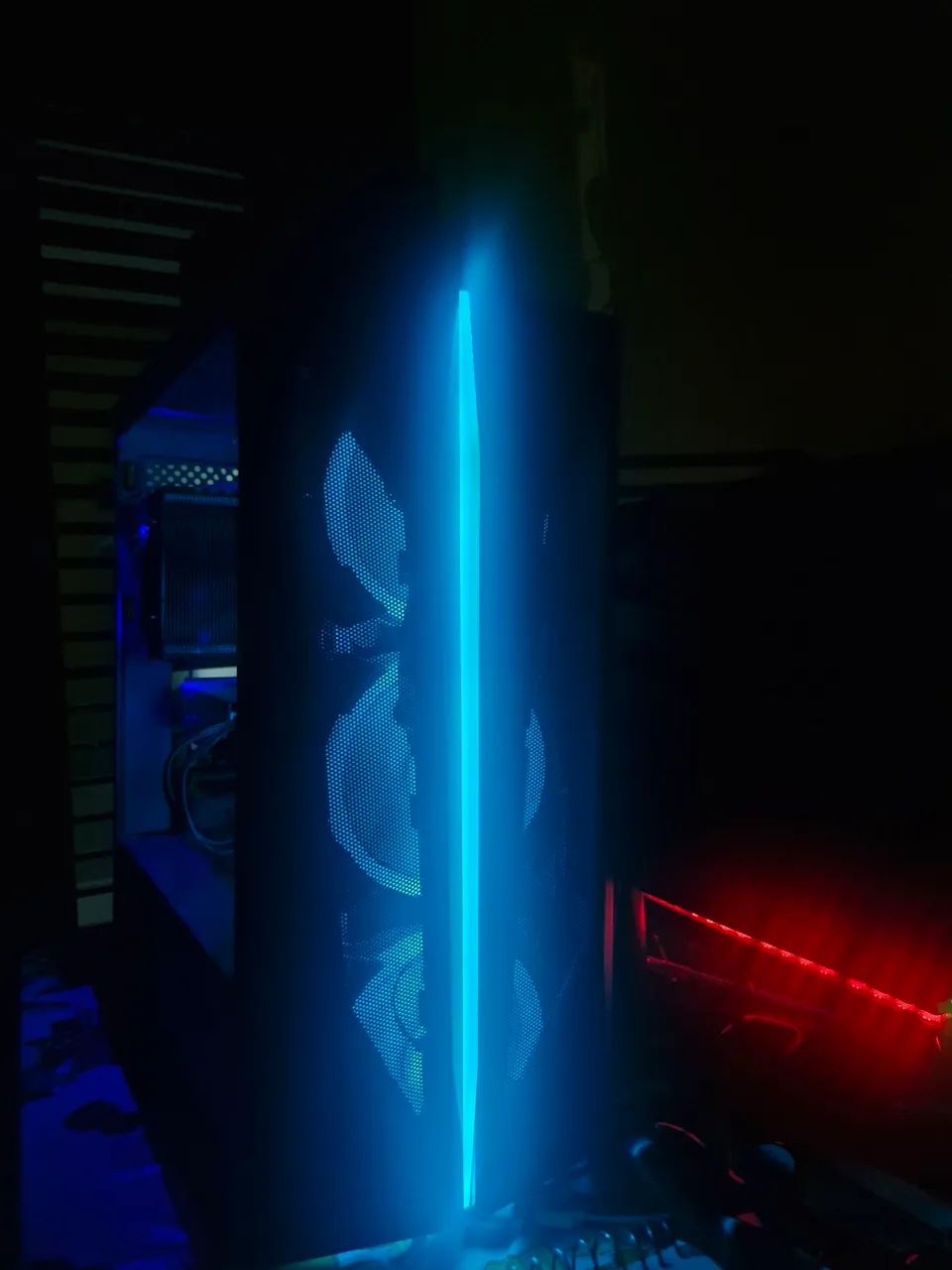 PC GAMER XEON E5 2670 V3 +RX580 2048SP - Foto 2