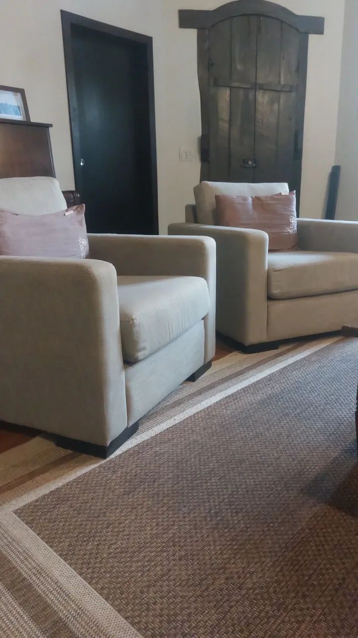 Par de poltronas German alto padrão(preço  é  da unidade)