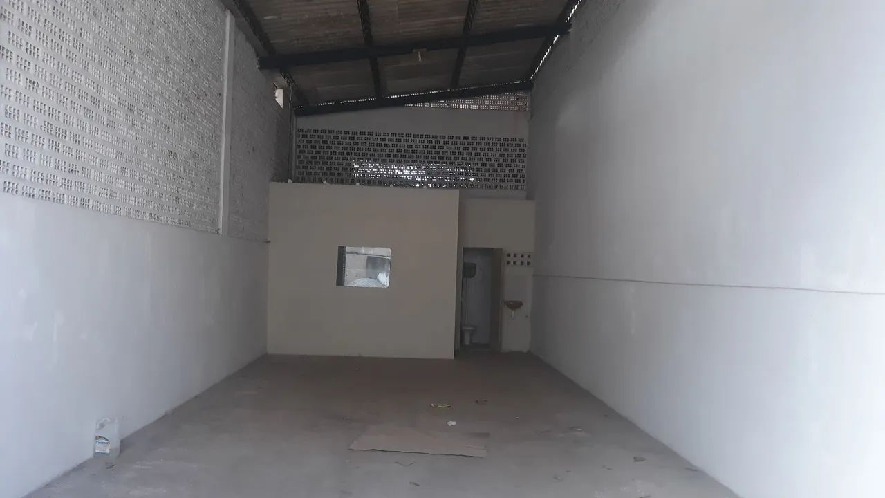 Galpão seguro na melhor região no bairro do tabuleiro  - Foto 3