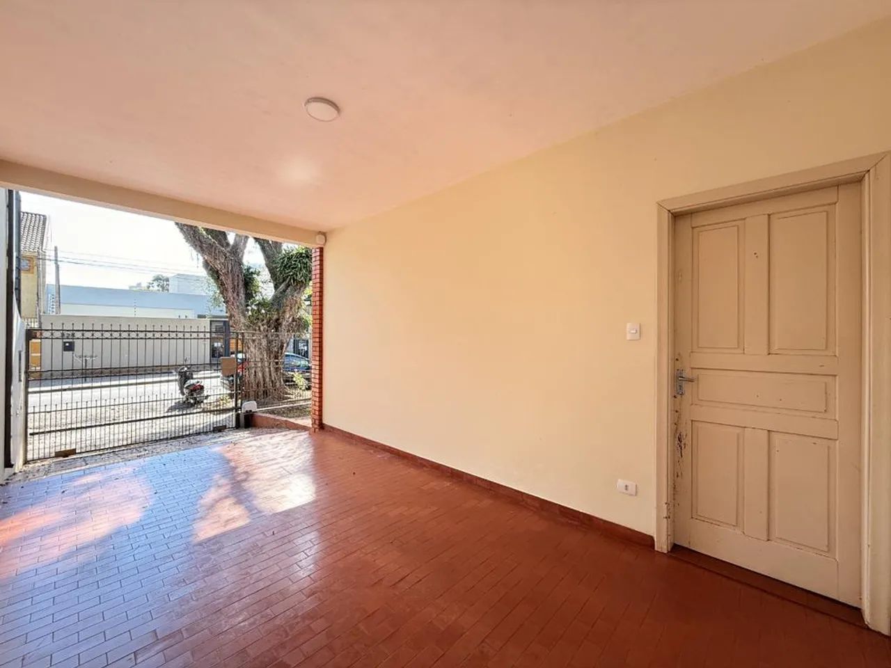 Casa para alugar em Maringá, Zona 07, com 3 quartos, com 175.06 m² - Foto 3
