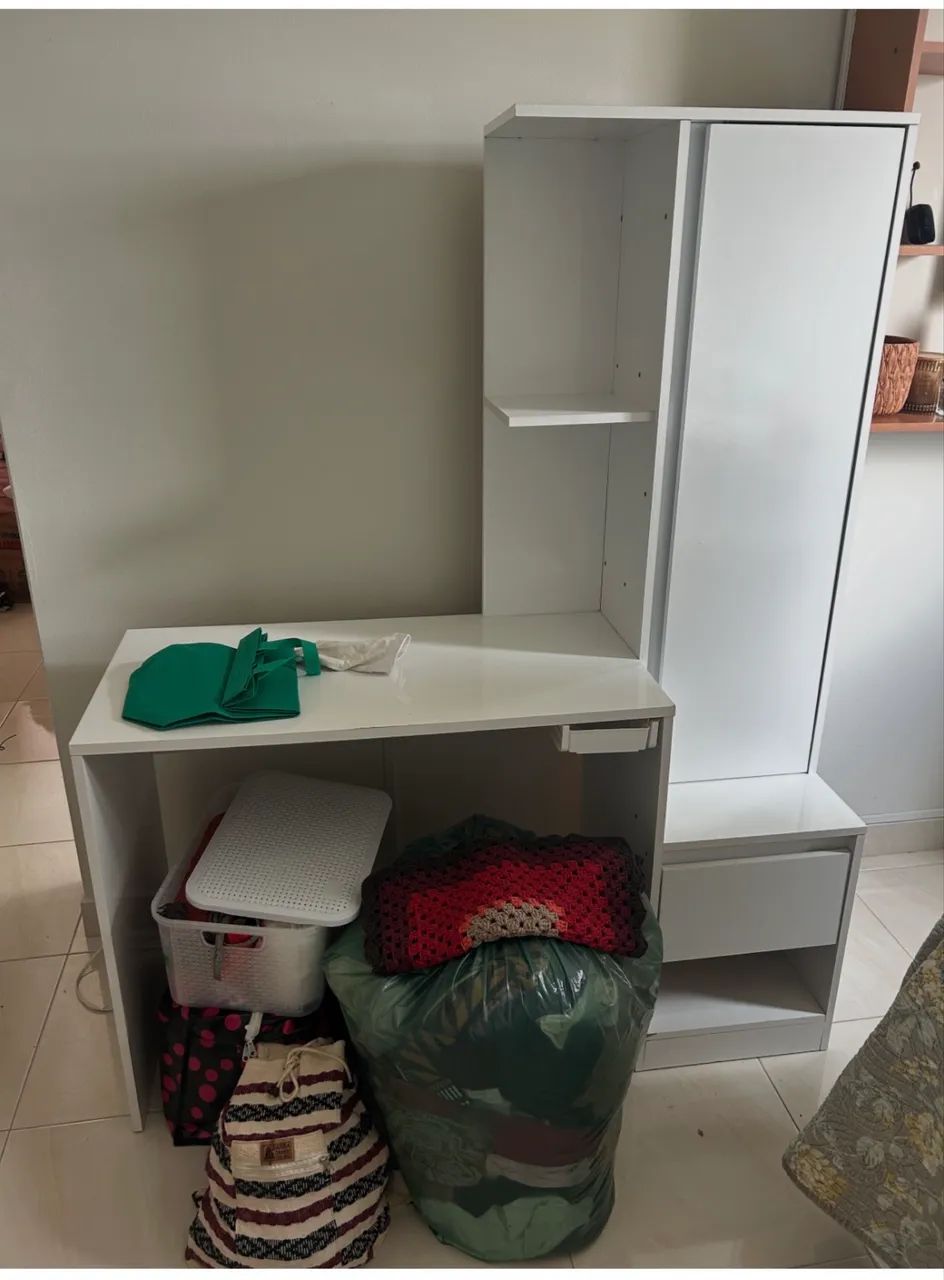 Escrivaninha com armário  - Foto 3