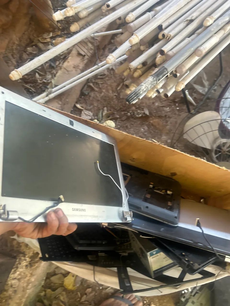 Sucata Notebook ( lixo eletrônico) 