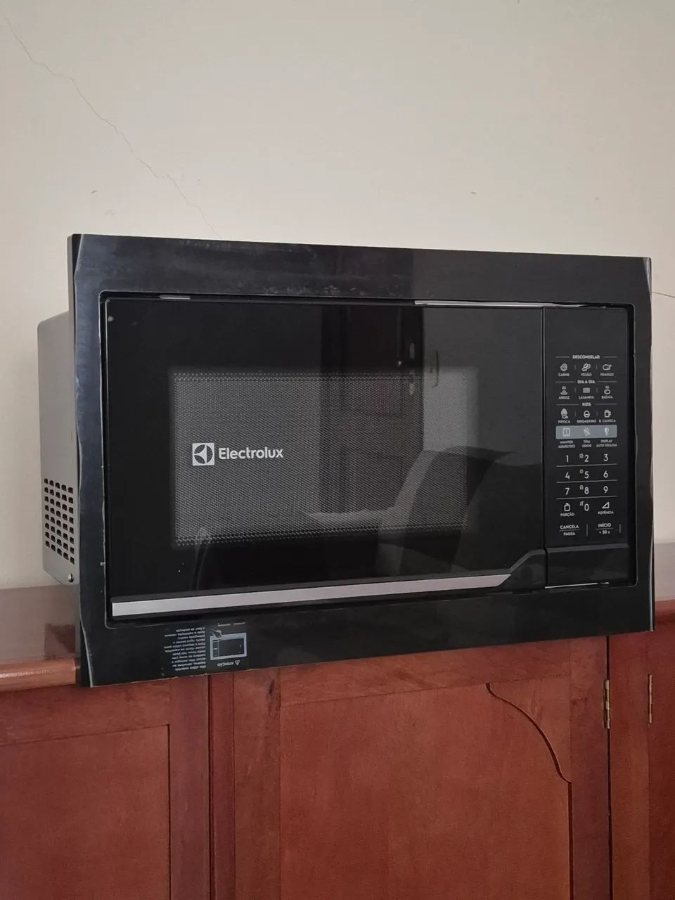 MICRO - ONDAS  ELETROLUX      34 LITROS 
