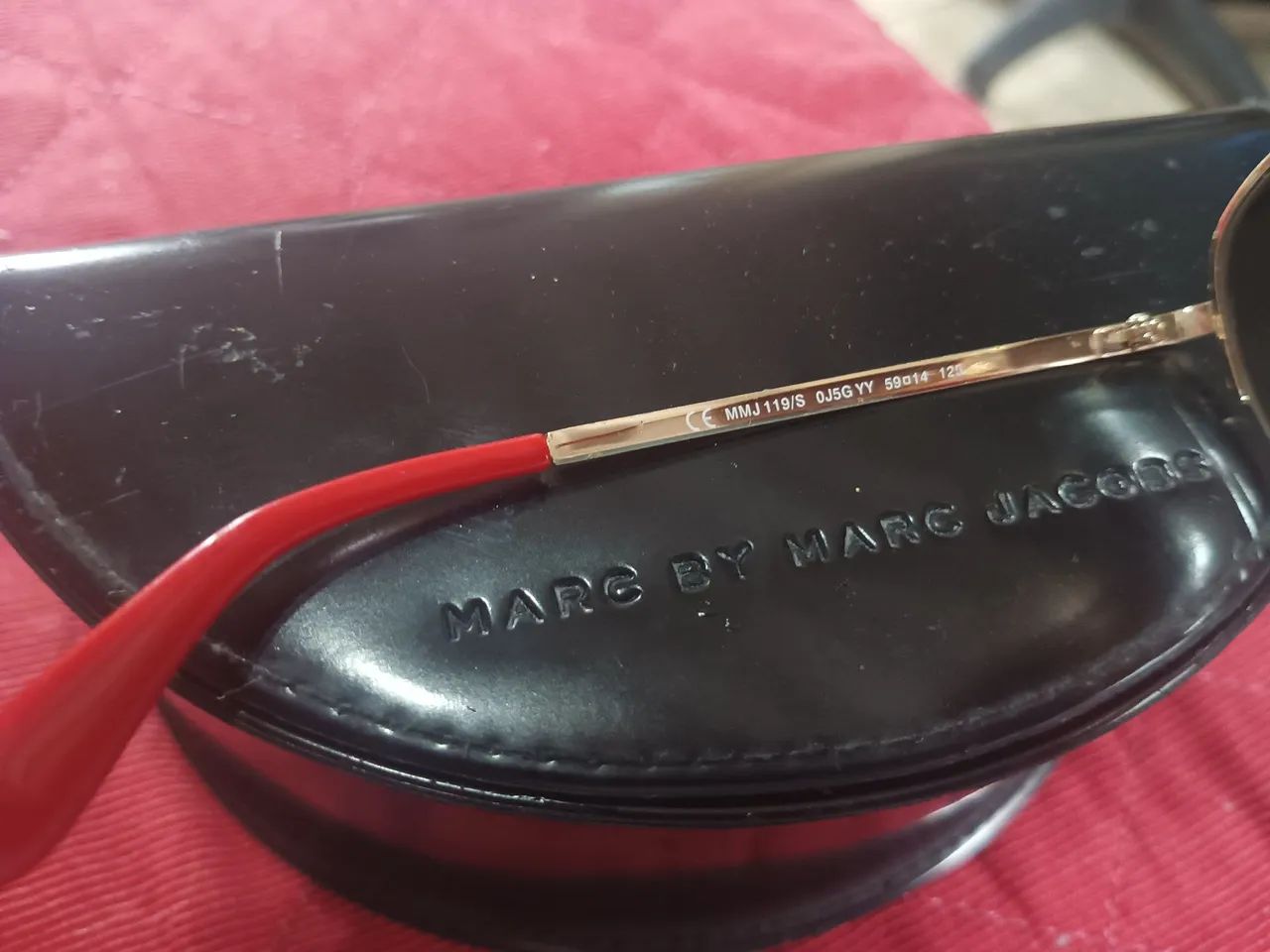 óculos de sol aviador da marca Marc by Marc Jacobs,  LEIA O ANÚNCIO  - Foto 2