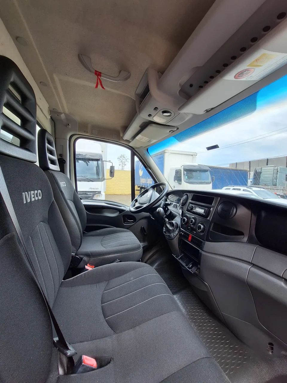 IVECO 35S14 ANO 2017  - Foto 5