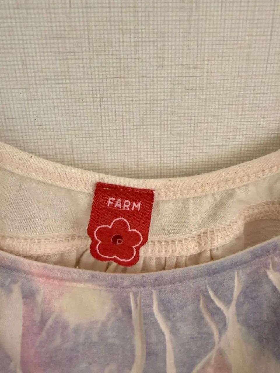 camiseta FARM, tamanho P - Foto 3