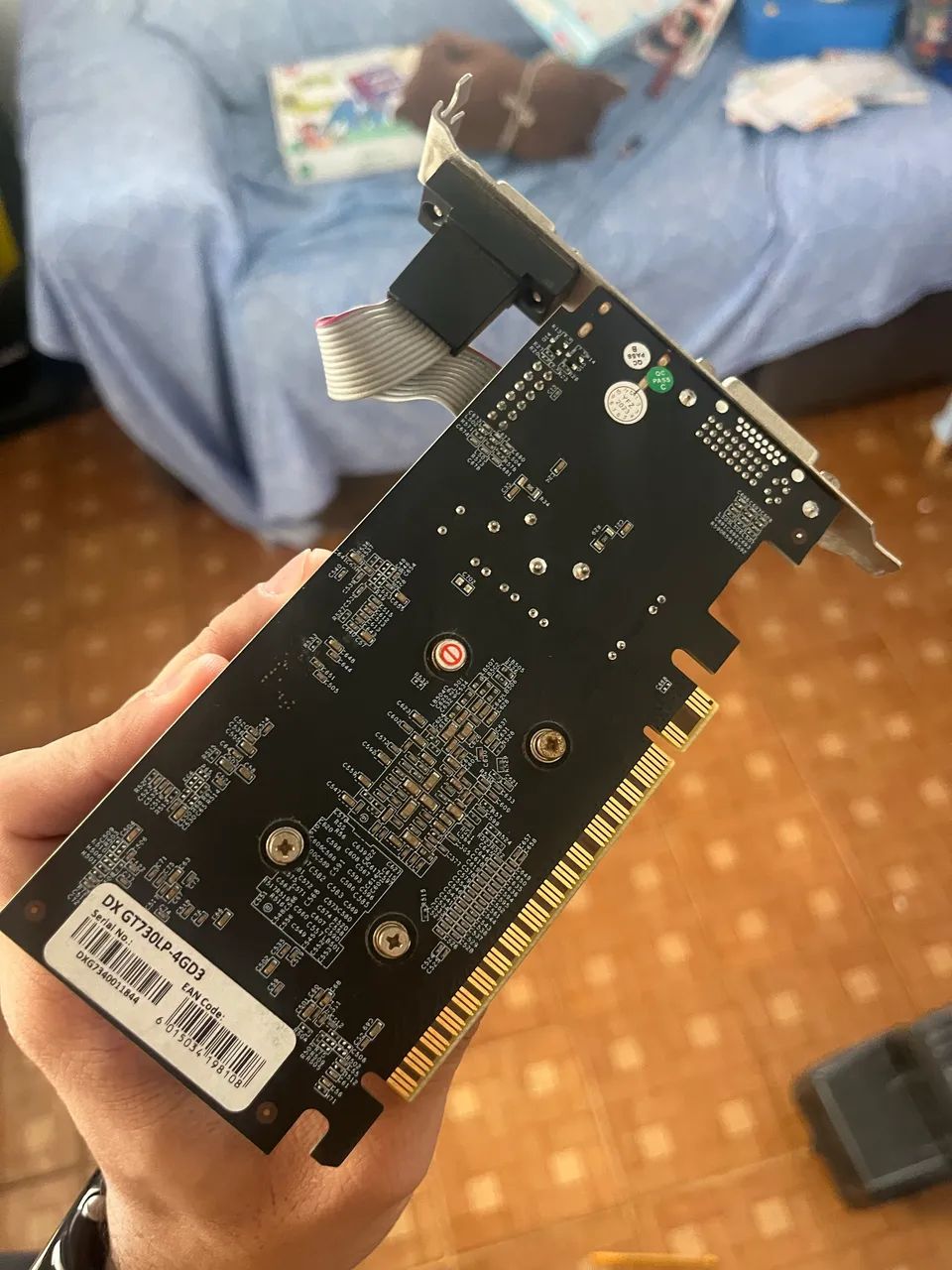 GEFORCE GT 730 4GB HDMI DVI VGA Testada FurMark e CPU-Z - Foto 3