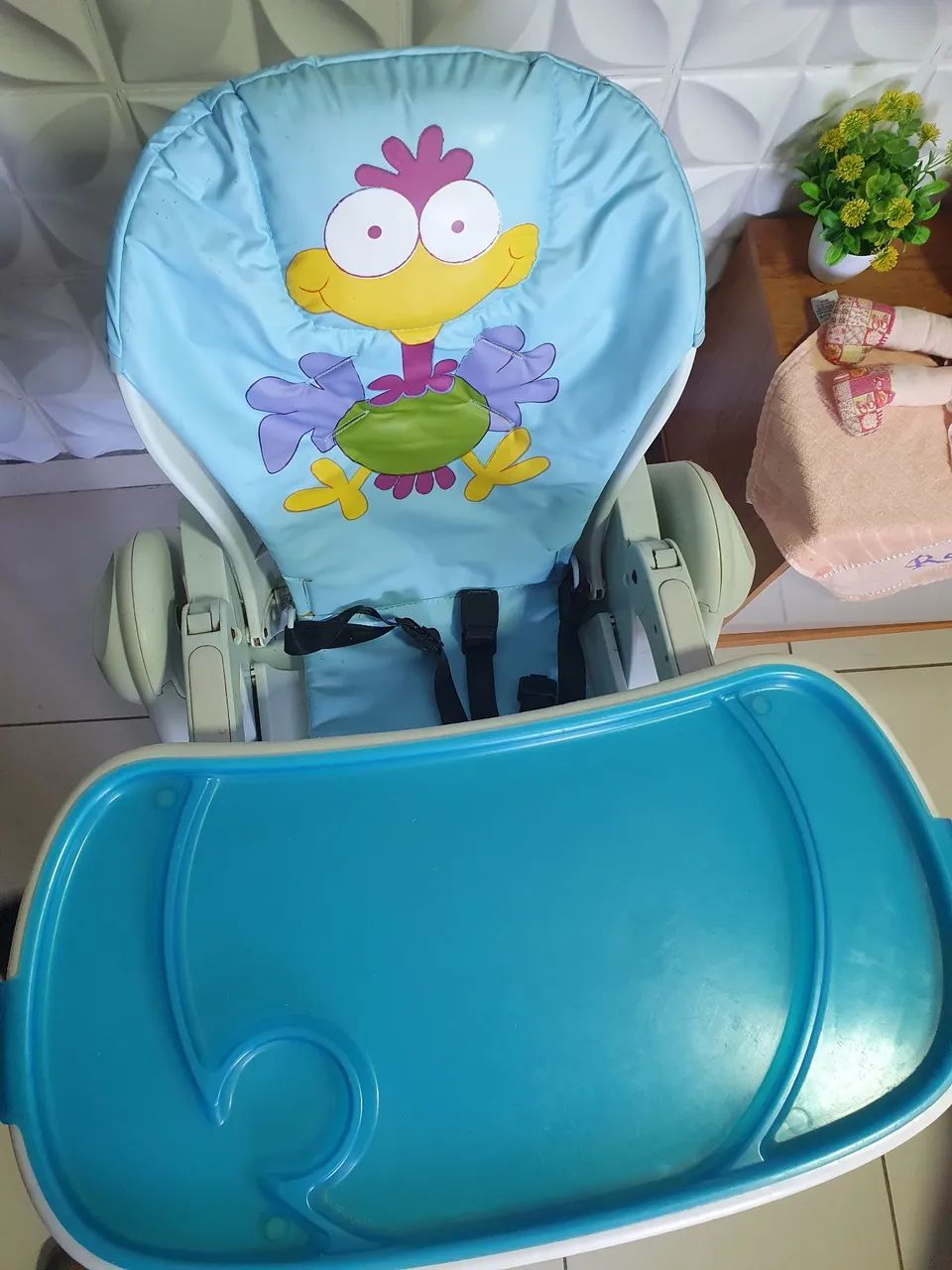 Cadeirinha de alimentação e ninho redutor  - Foto 3