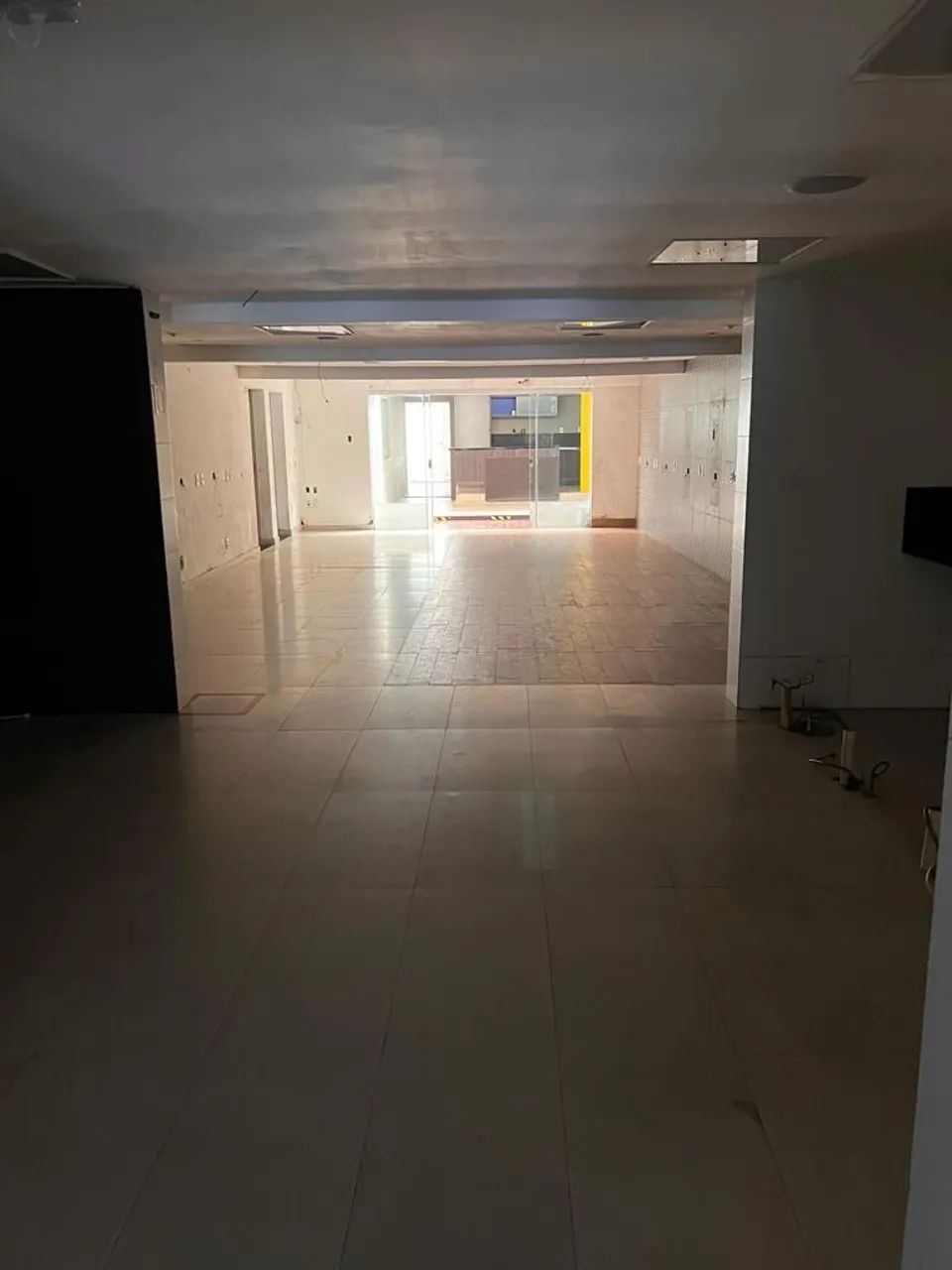 PRÉDIO  COMERCIAL 680m²/ ALMIRANTE TAMANDARÉ  - Foto 5
