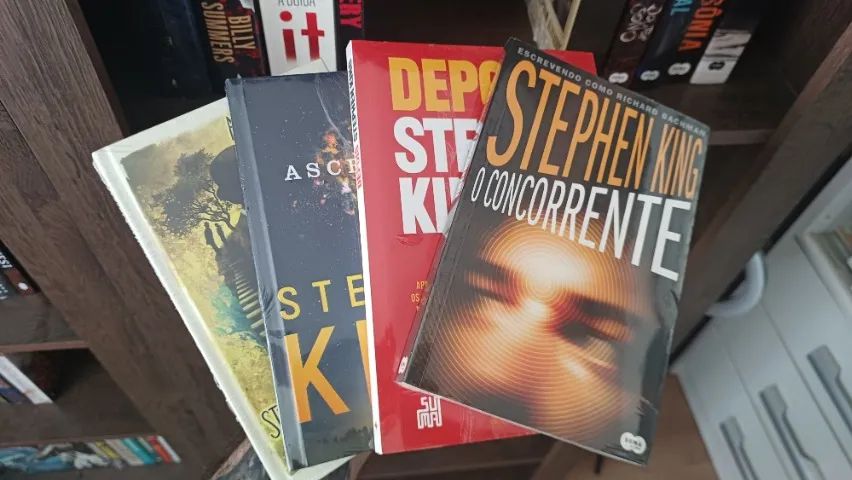 Coleção Stephen King - Vendo Separado - Foto 2