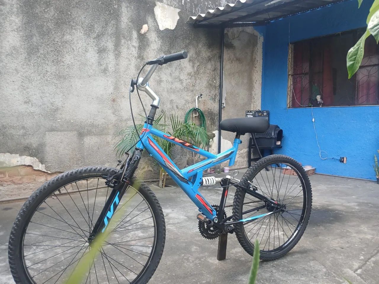 Bicicleta aro 26 com amortecedor sem marcha  - Foto 2