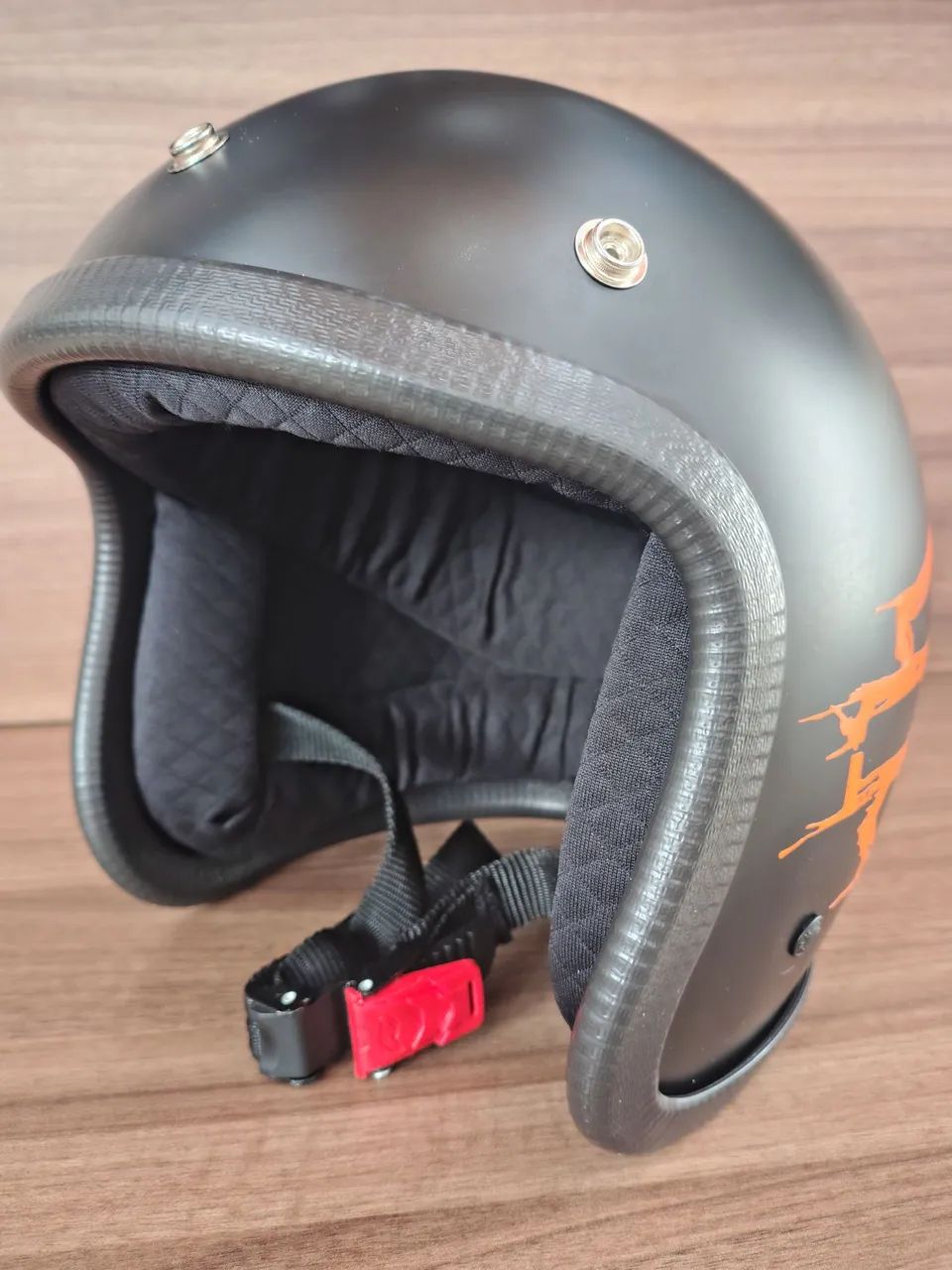 Capacete com forro rebaixado 58 - Foto 4
