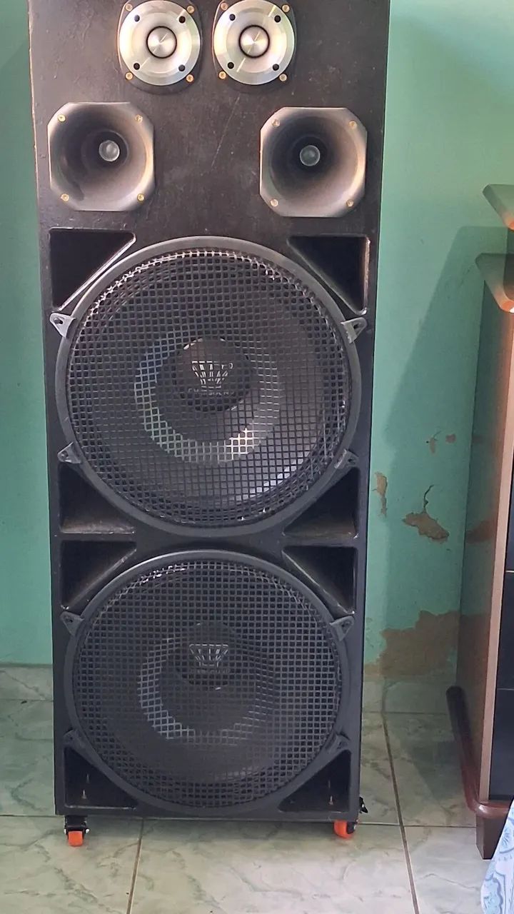 2 caixas de som JBL passivas 