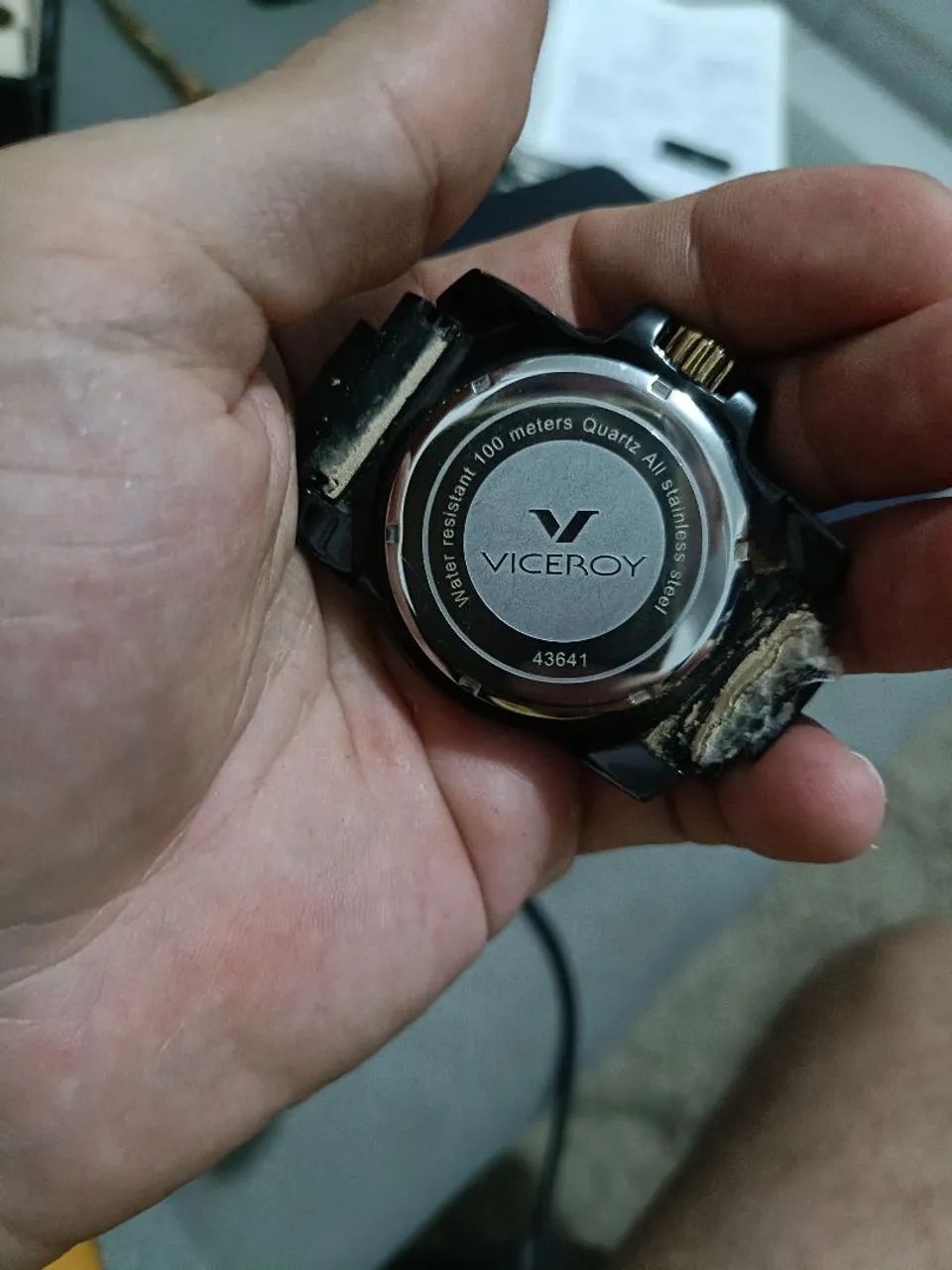 Viceroy XXL 43641-95 (Dourado e Preto) Relógio - Foto 2