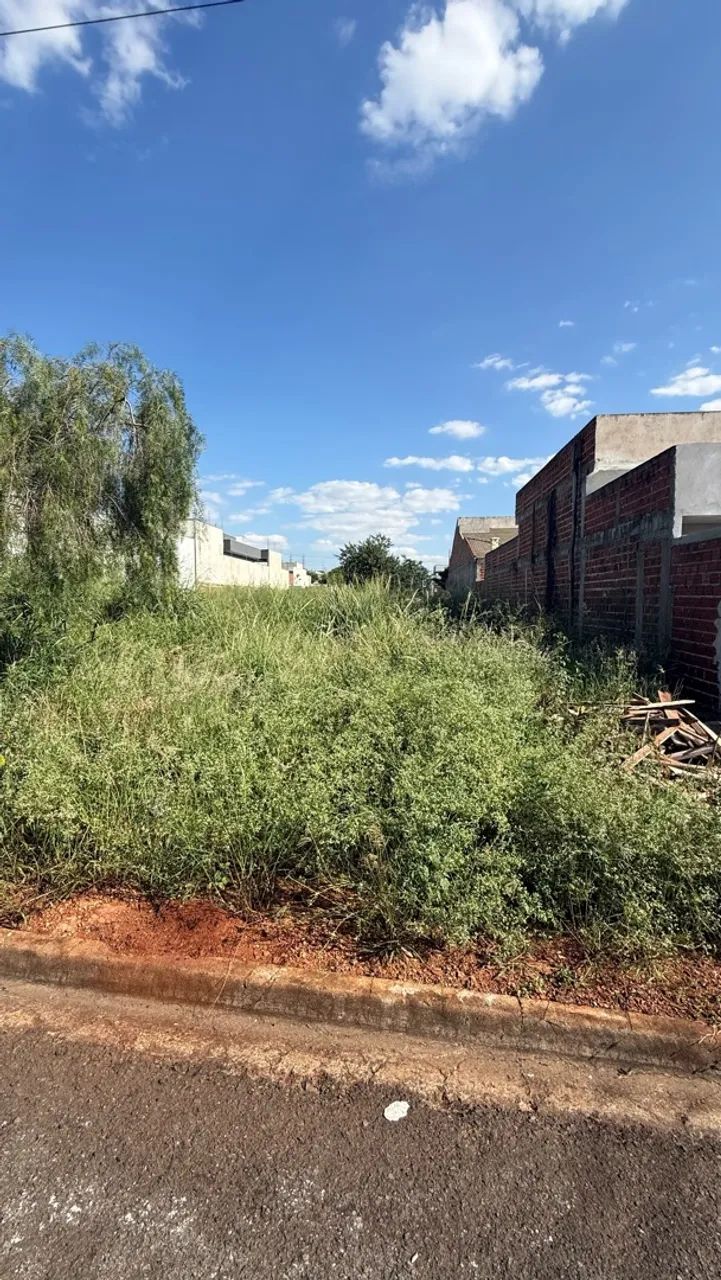 Terreno Jardim Munique 200m2