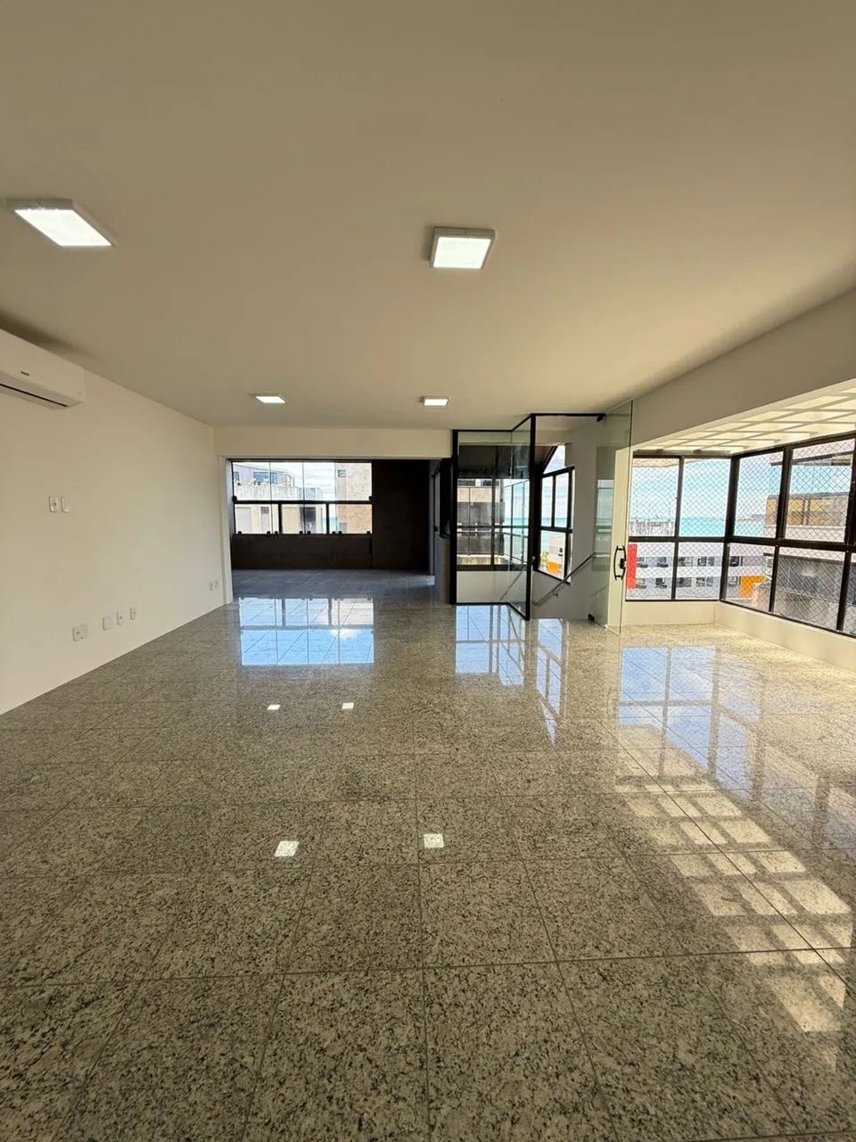 Cobertura a venda na ponta verde edifício hermitage OPORTUNIDADE - Foto 3