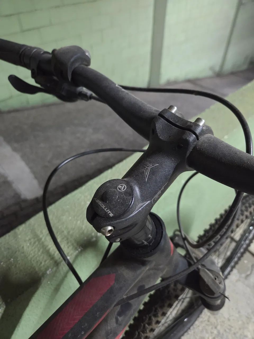 Bicicleta Aro 29 First 27v Shimano - Foto 5